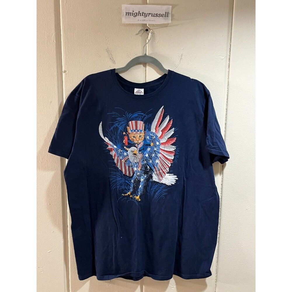Men's Navy and Blue T-shirt